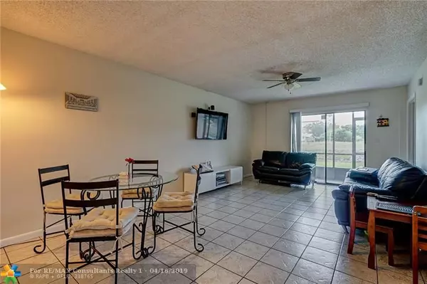 Boca Raton, FL 33428,9467 Boca Cove Cir  #807