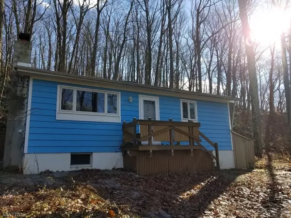 10 CLIFFSIDE TER, Vernon Twp., NJ 07461