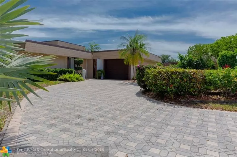 6200 Orchard Tree Ln, Tamarac, FL 33319