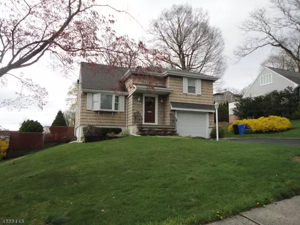 113 ARNOT PL, Paramus Boro, NJ 07652