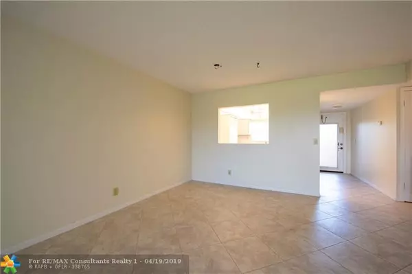 Sunrise, FL 33322,9781 Sunrise Lakes Blvd  #306