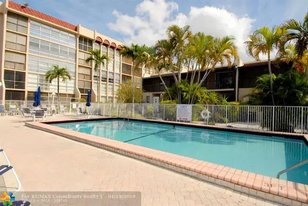 Hallandale, FL 33009,2101 Atlantic Shores Blvd  #101