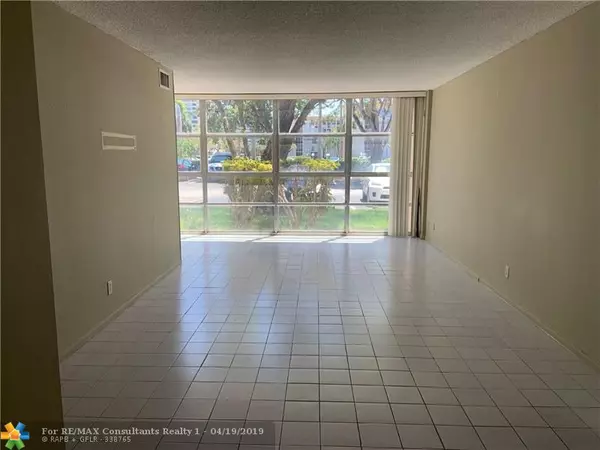 Hallandale, FL 33009,2101 Atlantic Shores Blvd  #101