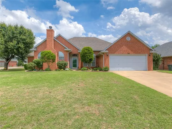 700 Copperfield Drive, Edmond, OK 73003