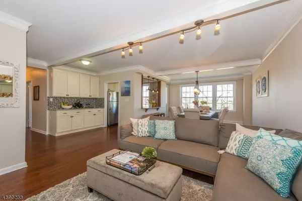 Montclair Twp., NJ 07042,5 ROOSEVELT PL C004R