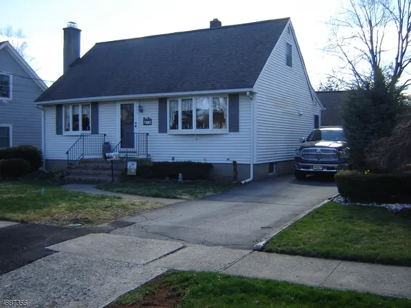 16 Riverdale PARKWAY, Riverdale Boro, NJ 07457