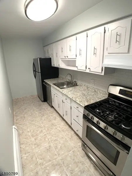 179-197 COLUMBIA AVE 15 #15, Passaic City, NJ 07055