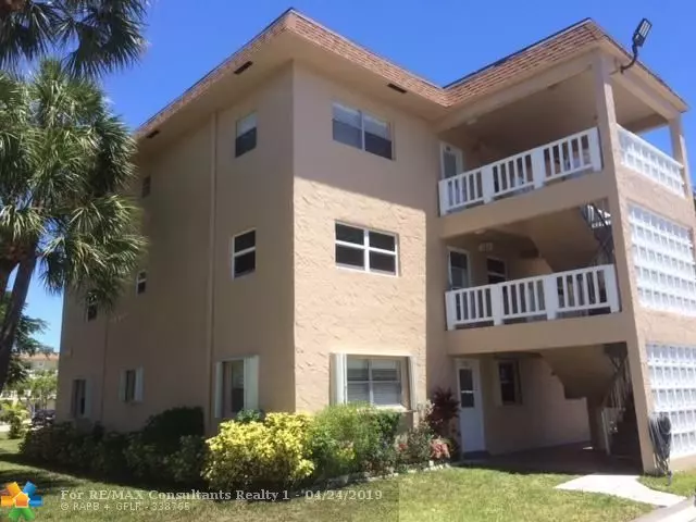 608 SW Natura Blvd  #201, Deerfield Beach, FL 33441