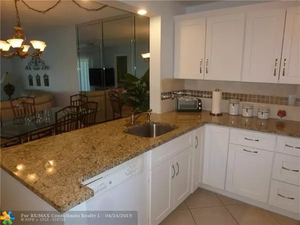 Deerfield Beach, FL 33441,608 SW Natura Blvd  #201