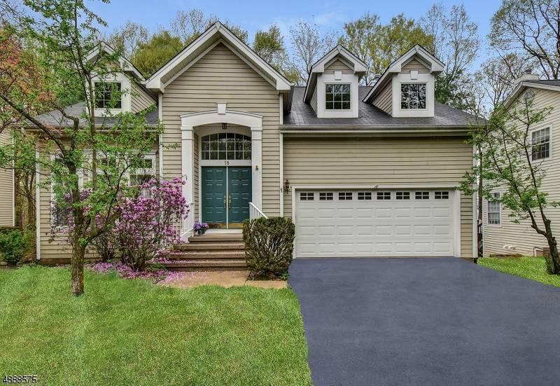 18 Hartley Lane, Bernards Twp., NJ 07920