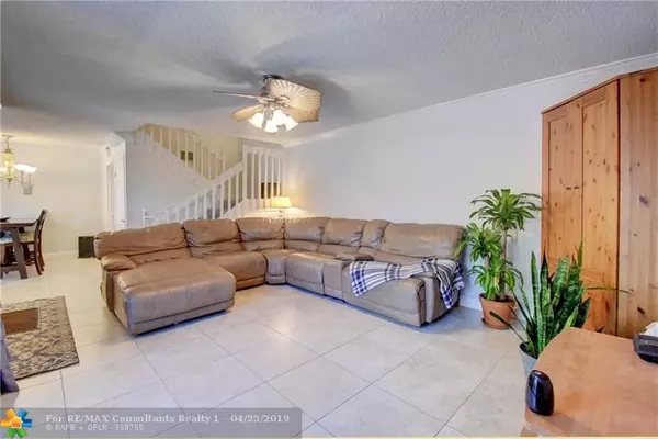 Davie, FL 33325,833 SW 118th Terrace  #833