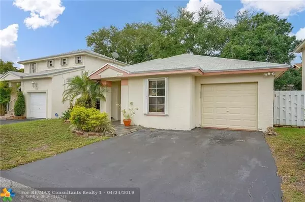 Tamarac, FL 33319,5951 Woodland Point Dr