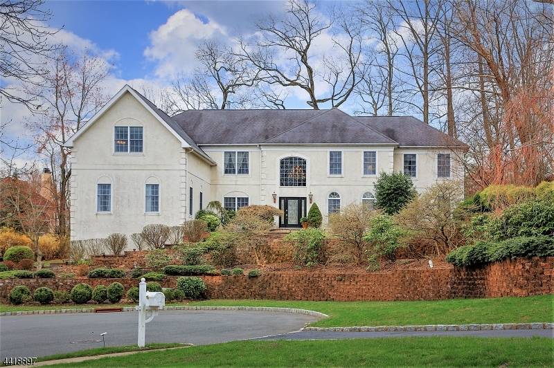 16 Devon Court, Bernards Twp., NJ 07920