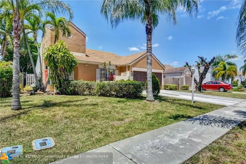 23197 Bentley Pl, Boca Raton, FL 33433