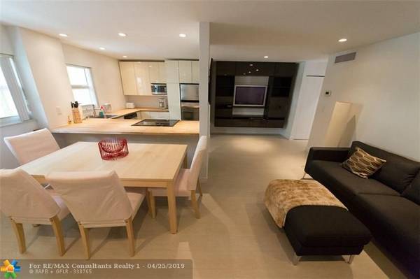 221 Meridian Ave  #306, Miami Beach, FL 33139