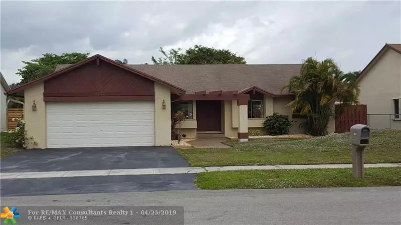 8621 NW 46th Ct, Lauderhill, FL 33351