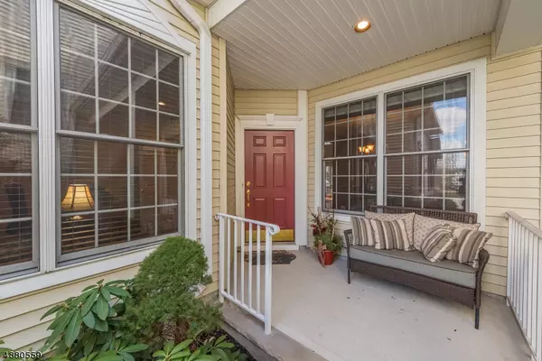 3 LOVE LN, Roseland Boro, NJ 07068