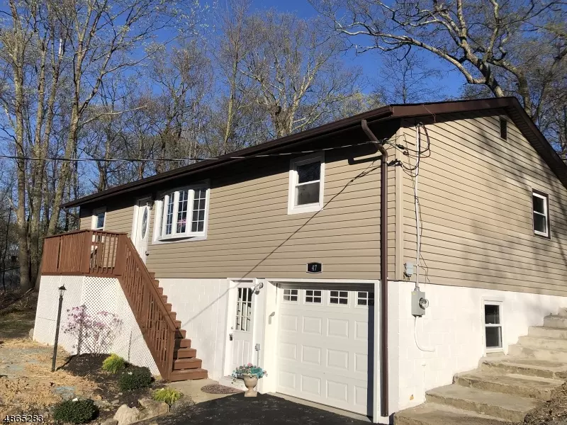 47 FORDHAM TRL, Hopatcong Boro, NJ 07843