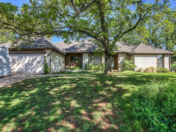 2513 Malvern Court, Edmond, OK 73034