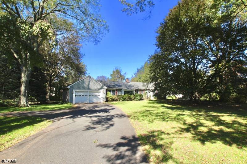 22 Monroe Pl, Bernards Twp., NJ 07920