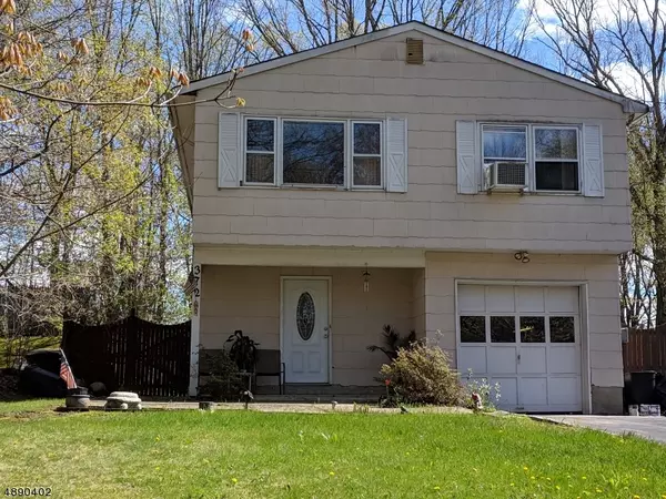 372 W DEWEY AVE, Roxbury Twp., NJ 07885