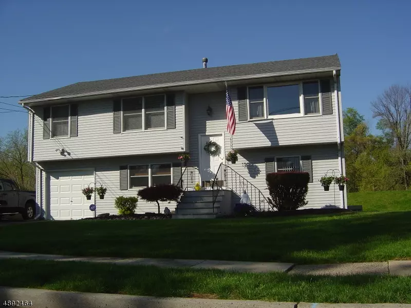 633 HANKEN RD, Bound Brook Boro, NJ 08805