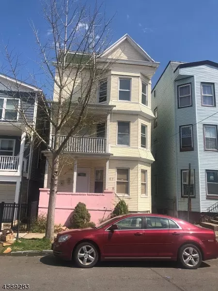 67 GRAHAM AVE, Paterson City, NJ 07524