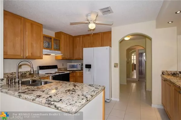 Davie, FL 33328,2669 Oak Park Cir