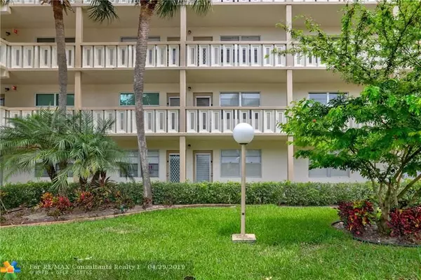 Coconut Creek, FL 33066,3005 Portofino Isle  #B4