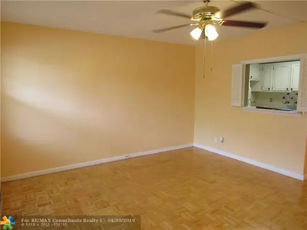 Deerfield Beach, FL 33442,25 Ventnor B  #25