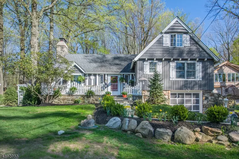 Sparta Twp., NJ 07871,55 WOODLAWN RD