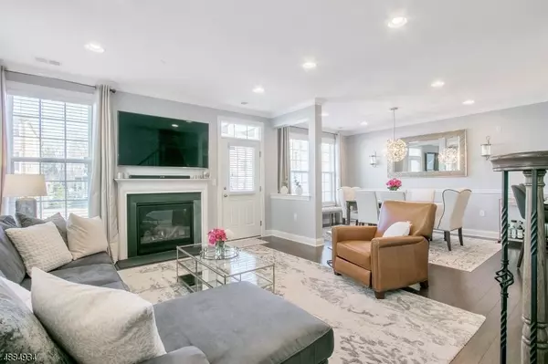 41 AUTUMN WAY, Montvale Boro, NJ 07645