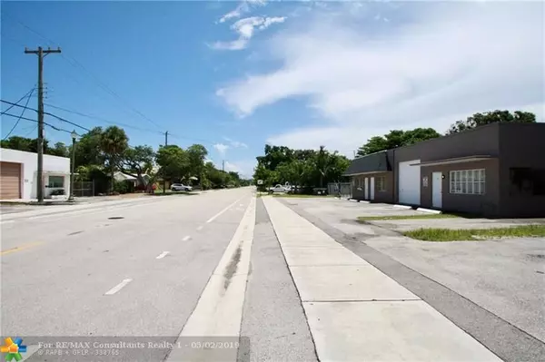 Oakland Park, FL 33334,530 NE 34th Ct