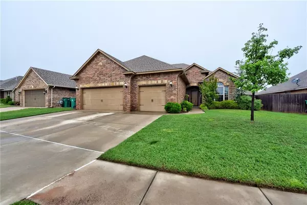 11733 SW 20th Street, Yukon, OK 73099