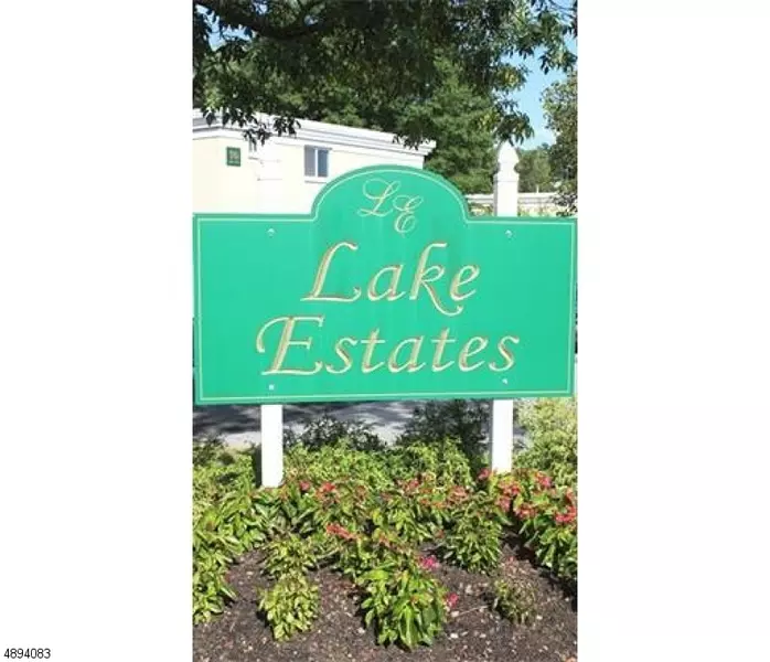 5 LAKE AVE UNIT 3A #3A, East Brunswick Twp., NJ 08816