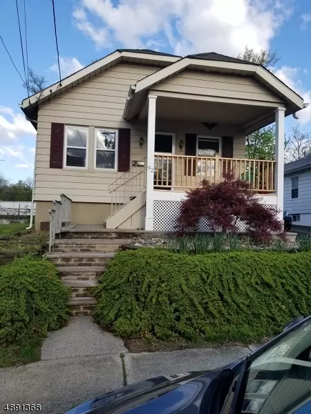 92 PASSAIC AVE, Hawthorne Boro, NJ 07506
