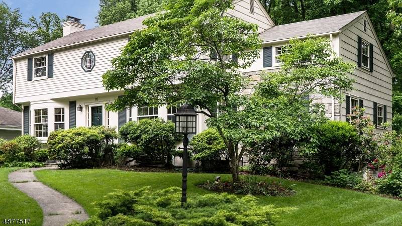 97 YANTACAW BROOK RD, Montclair Twp., NJ 07043