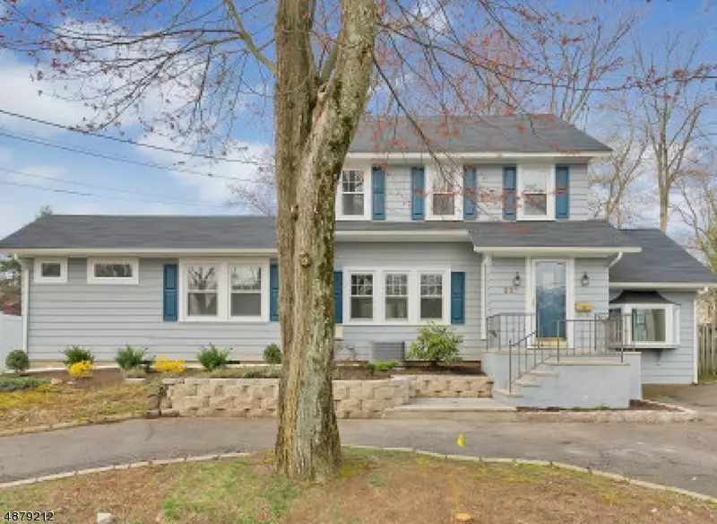 221 EVERGREEN CT, Mountainside Boro, NJ 07092