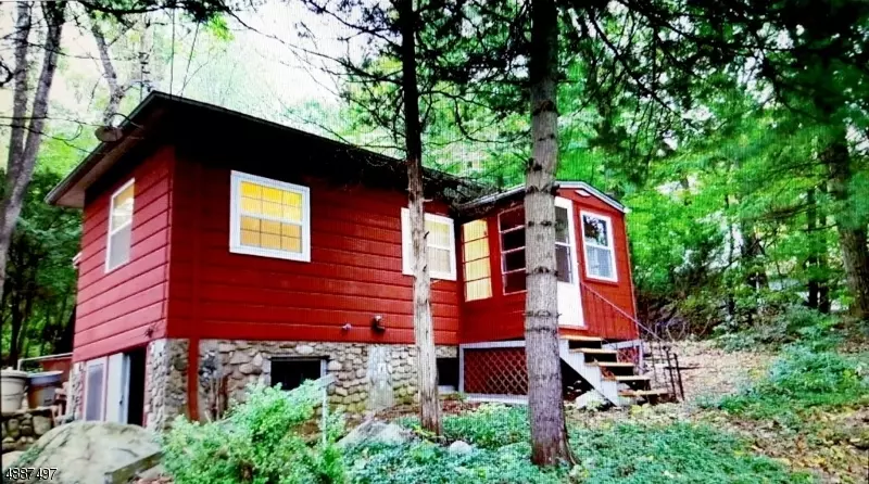 28 MARTIN VIEW RD, Jefferson Twp., NJ 07849