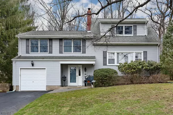 7 NEW ST, Park Ridge Boro, NJ 07656