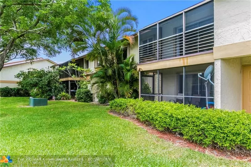 403 Gardens Dr  #203, Pompano Beach, FL 33069