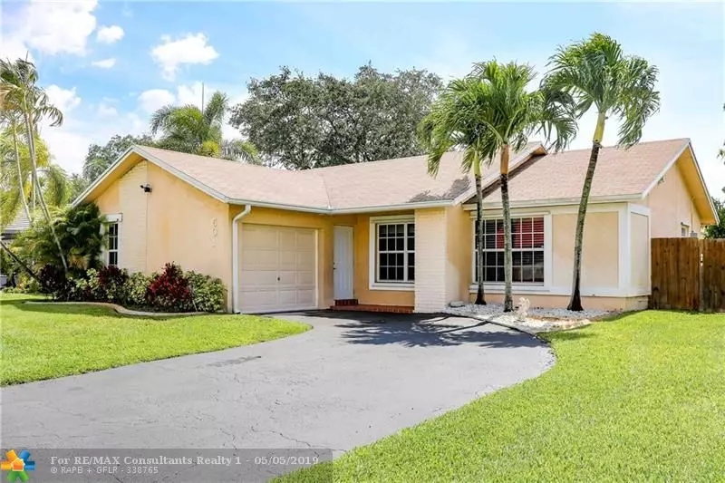 501 NW 86th Ave, Pembroke Pines, FL 33024