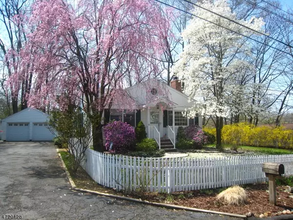 8 BEECH ST, Oakland Boro, NJ 07436