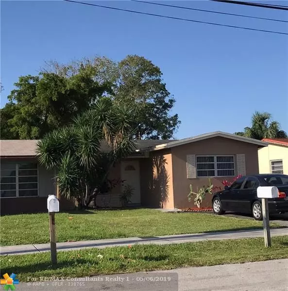 6532 SW 18th Ct, North Lauderdale, FL 33068