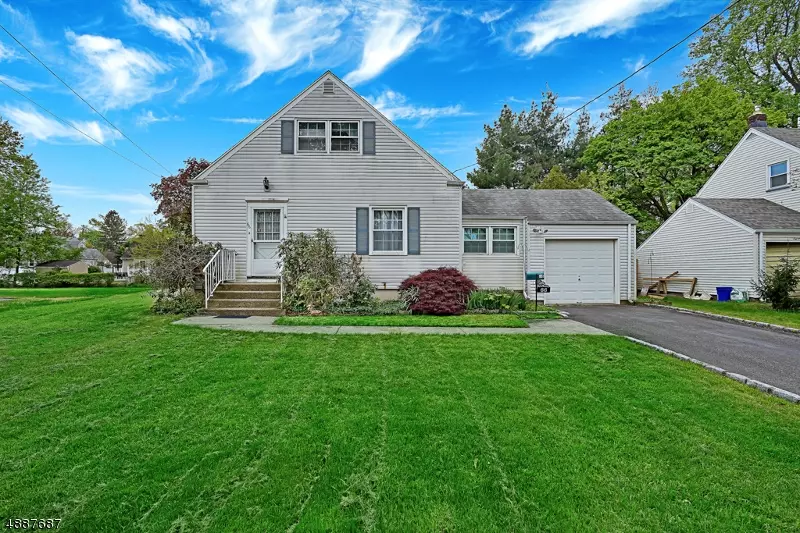 66 GLEN CT, North Plainfield Boro, NJ 07063