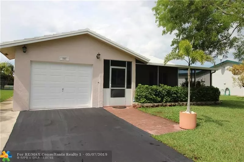 9507 NW 72nd St, Tamarac, FL 33321