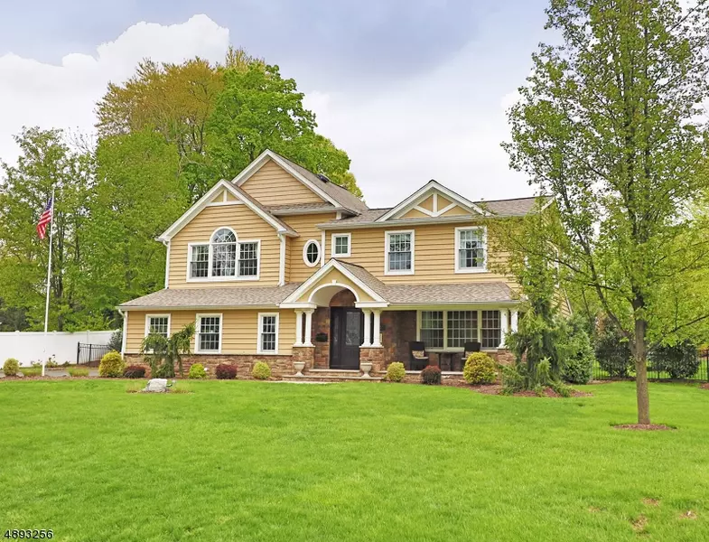 18 BUNKER RD, East Hanover Twp., NJ 07936