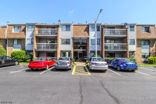 908 EDISON GLEN TER, Edison Twp., NJ 08837