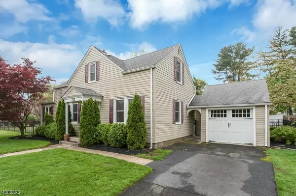 Wyckoff Twp., NJ 07481,163 ELMWOOD PL