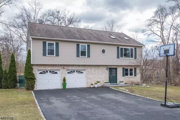 21 HILLCREST AVE, Montville Twp., NJ 07045